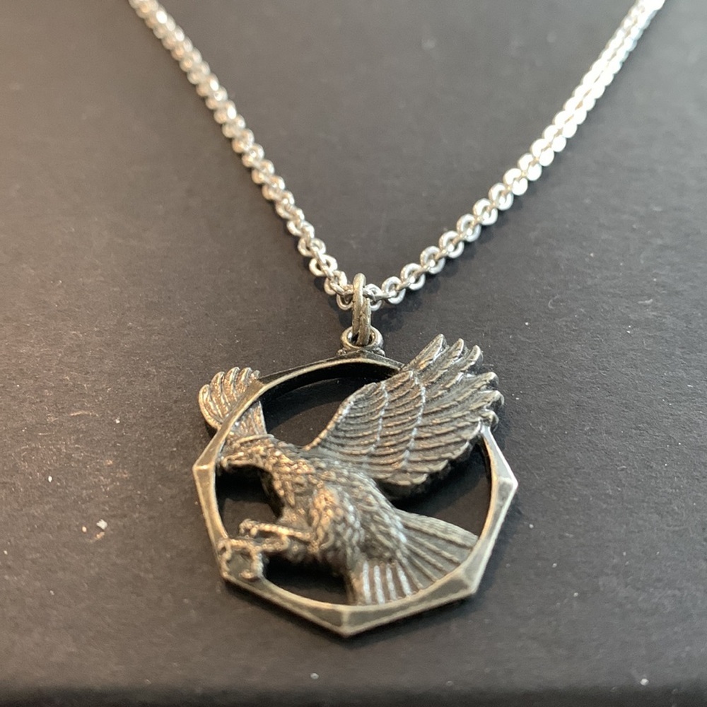 Two necklaces w/ American Eagle pendants One marked “Artisan” - Picture 7 of 10